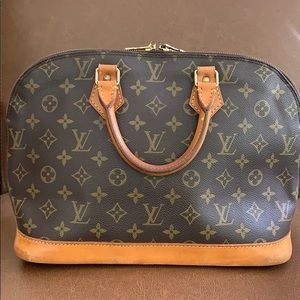 Authentic Louis Vuitton Alma Handbag
